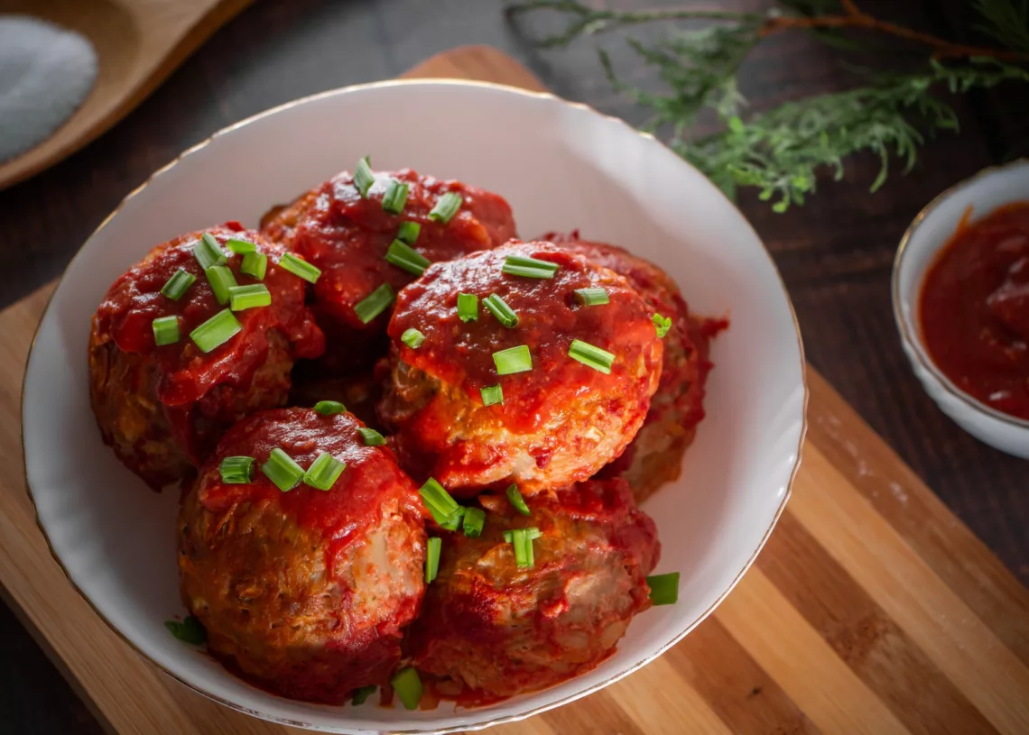 Meat Balls With Tomato Sauce And Herbs