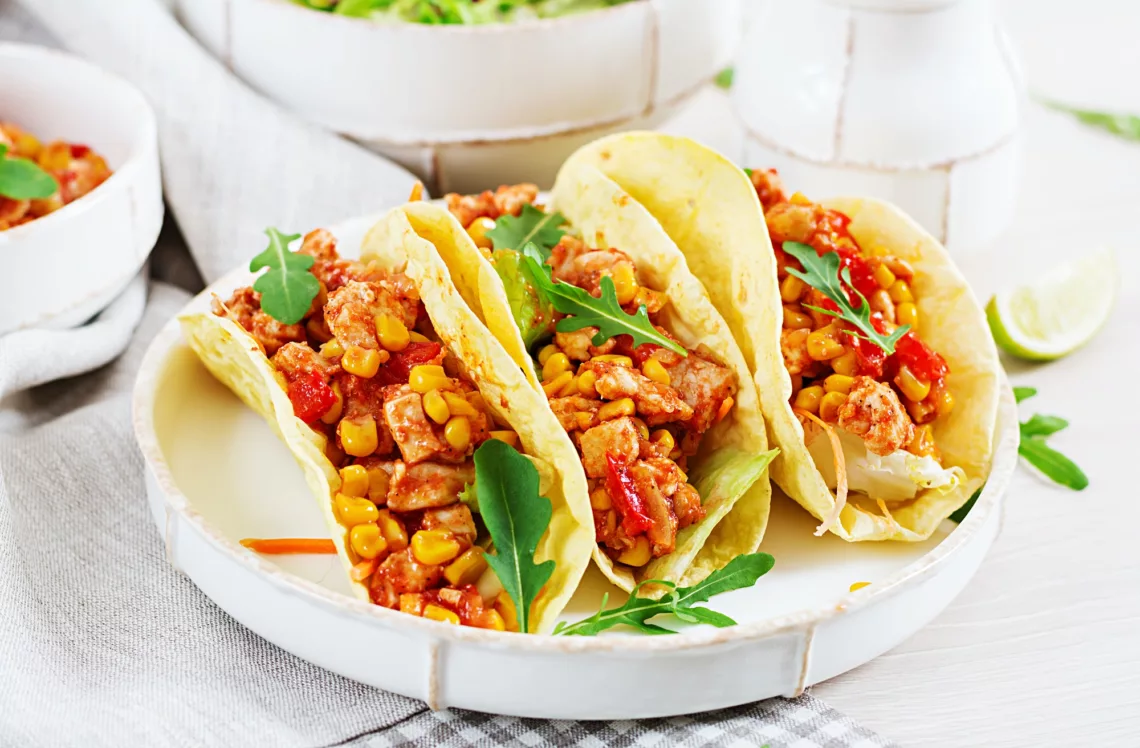 Gochujang Chicken Tacos With Spicy Mayo