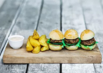 Mini_Spinach_Beef_Burgers