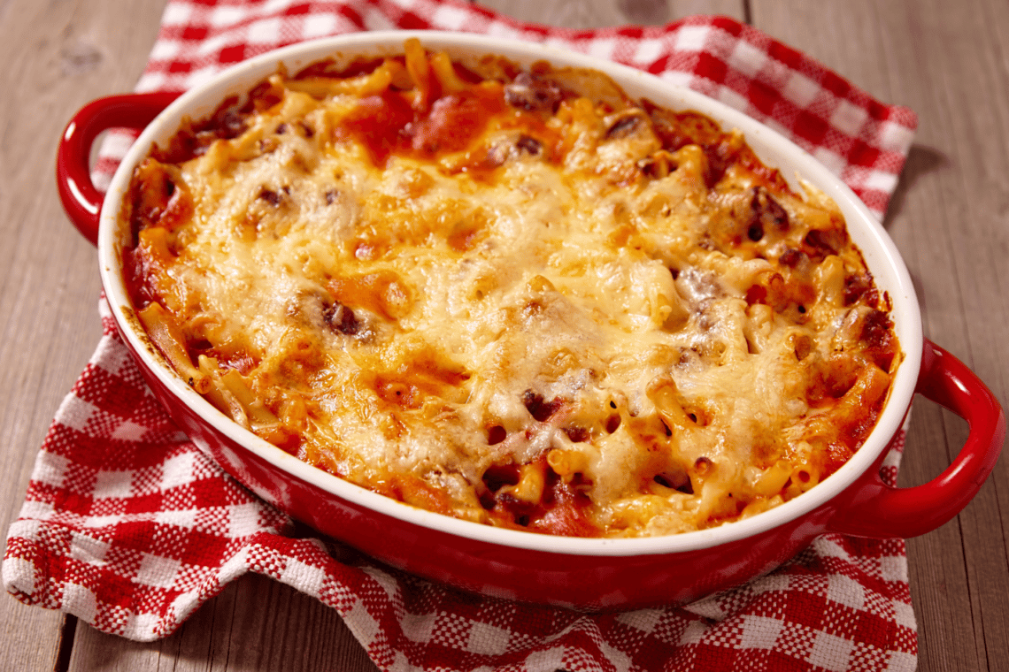 Baked Macaroni and Cheese With Ground Beef and Spinach