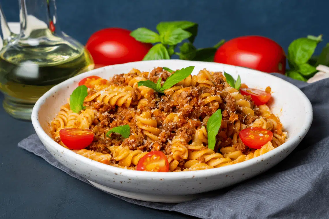 Minced Beef With Tomatoes And Fusilli