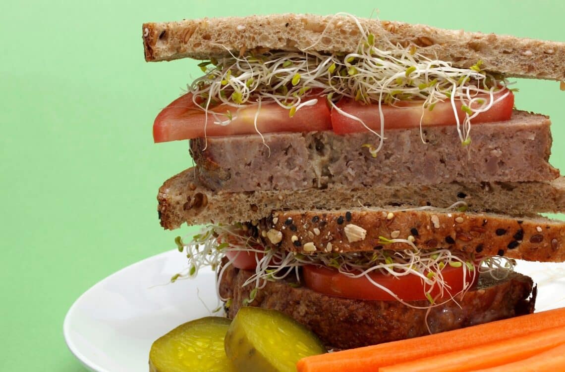 Super Easy Meatloaf Sandwich