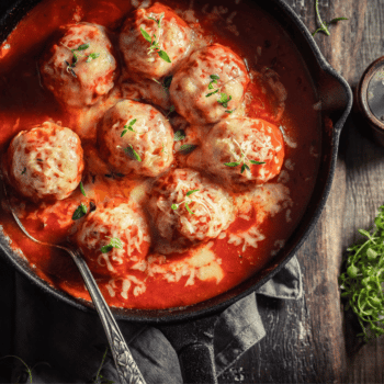 Festive Chicken Meatballs in Tomato Sauce