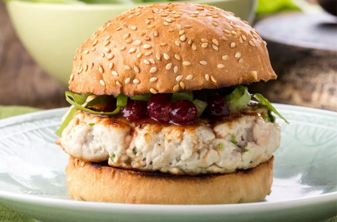 Healthy Thanksgiving Burger With Cranberry Sauce