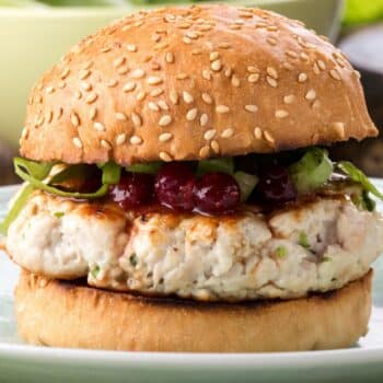 Healthy Thanksgiving Burger With Cranberry Sauce