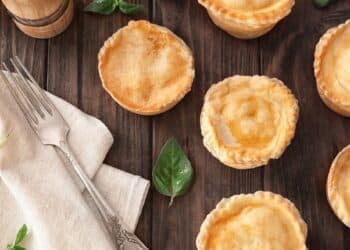 Heavenly Aussie Meat Pies: Mini Party Pies
