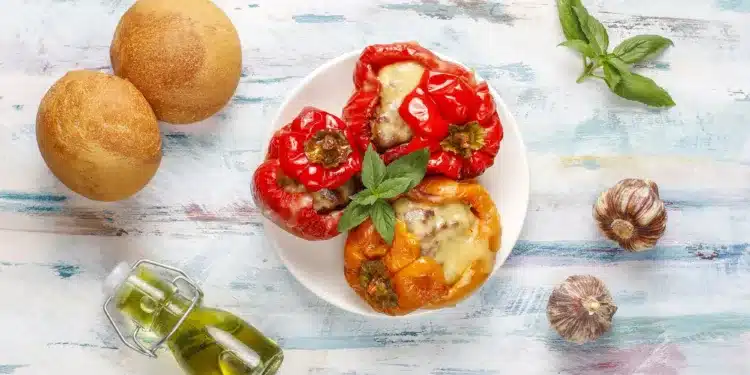 Low-Calory Ground Turkey And Quinoa Stuffed Peppers