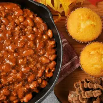 The Best Weeknight Chili Con Carne Served With Cornbread