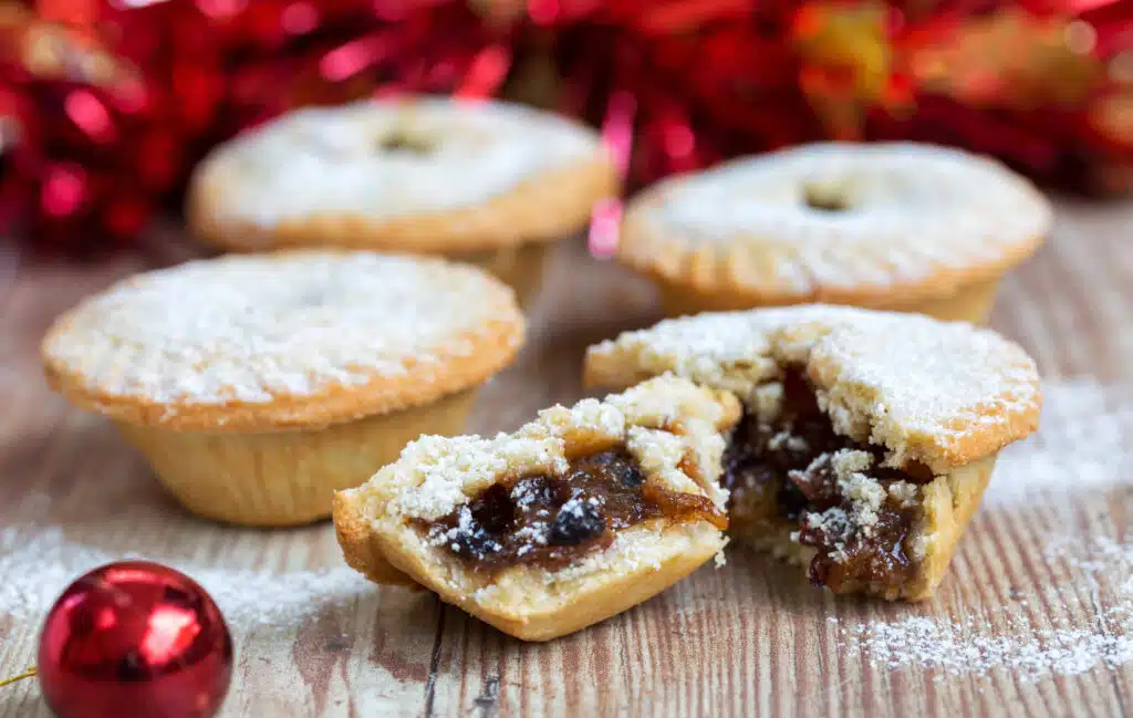 This Is A Mince Pie, Not To Be Confused With A Mince Meat Pie. Mince Pies Are Made From Dried Fruits And Spices.  Sven Hansche/Shutterstock
